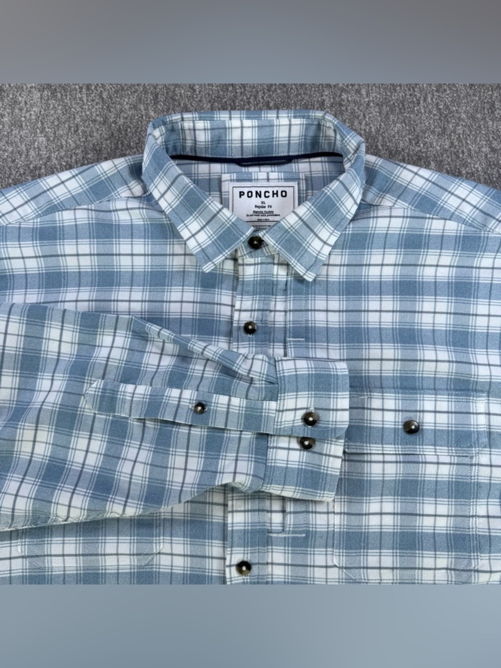Poncho The Blue Bison Performance Flannel Long Sleeve Shirt Men’s XL Blue/White